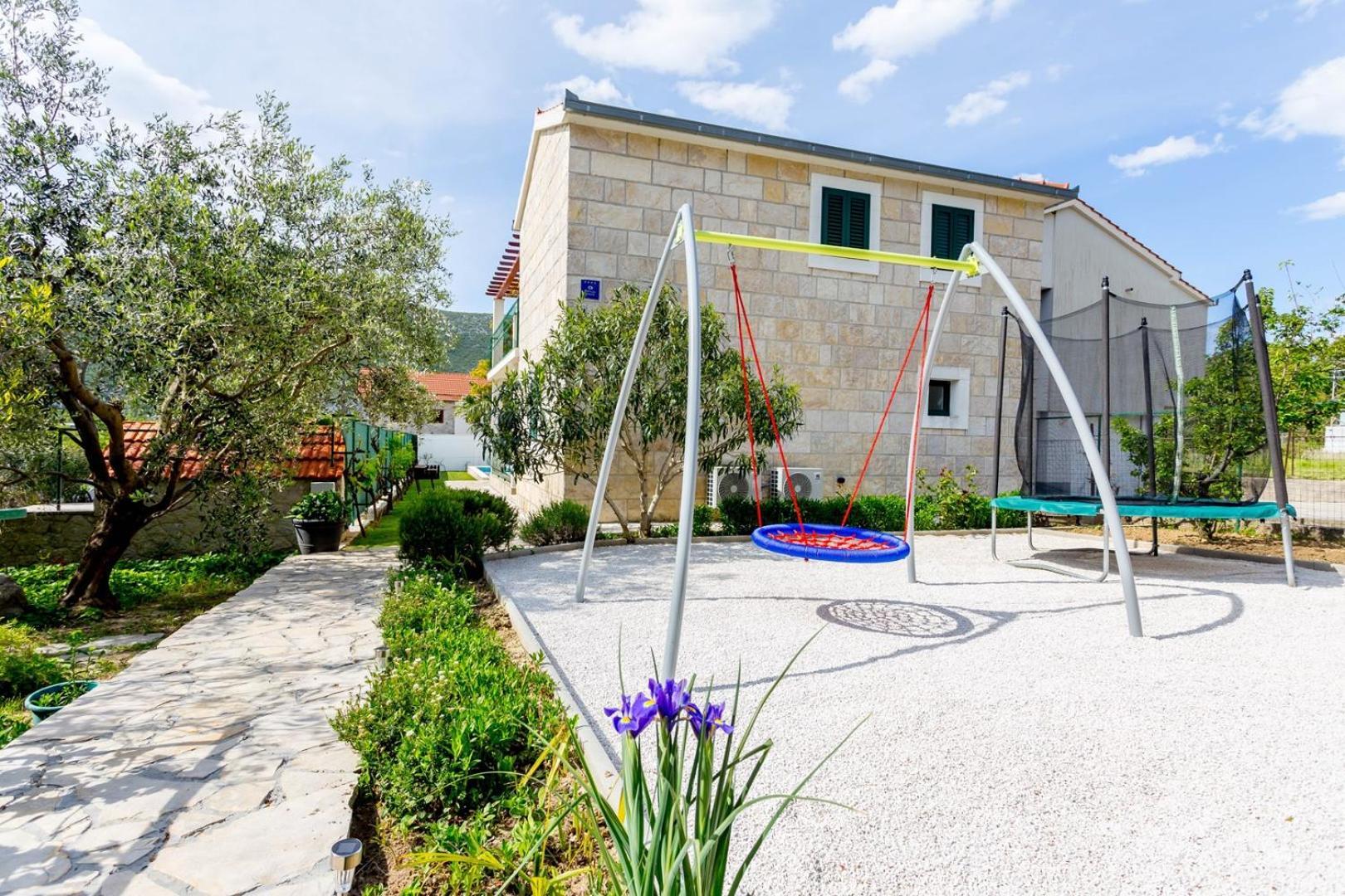 Villa Josip Near Omis , Private Pool エクステリア 写真