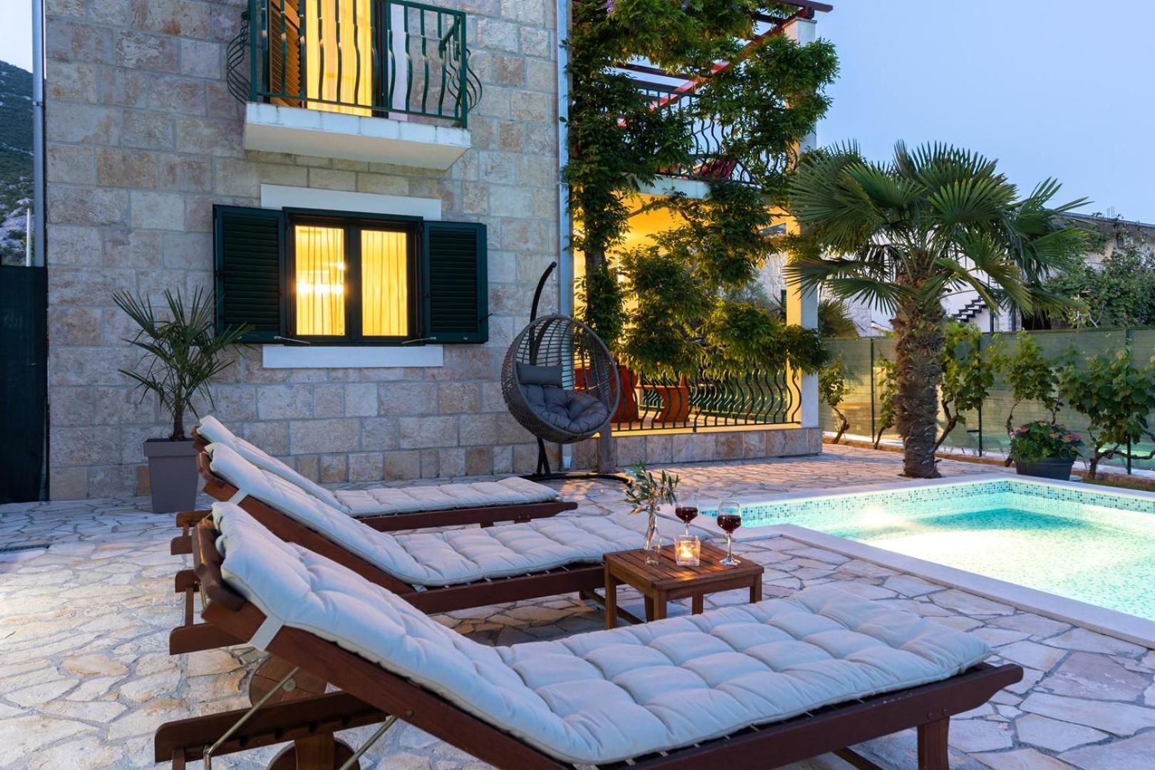 Villa Josip Near Omis , Private Pool エクステリア 写真
